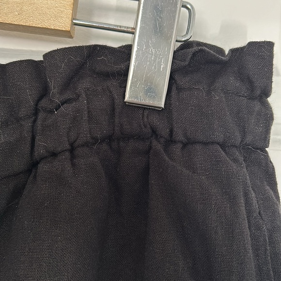 HOUSE OF HARLOW 1960  - short paperbag linen blend high waist black size large - Picture 3 of 6